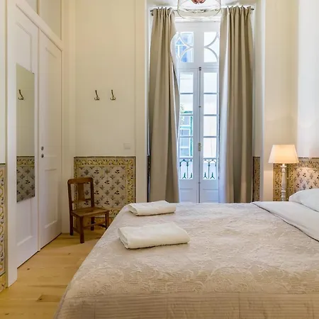 Santa Justa Prime 3* Лиссабон